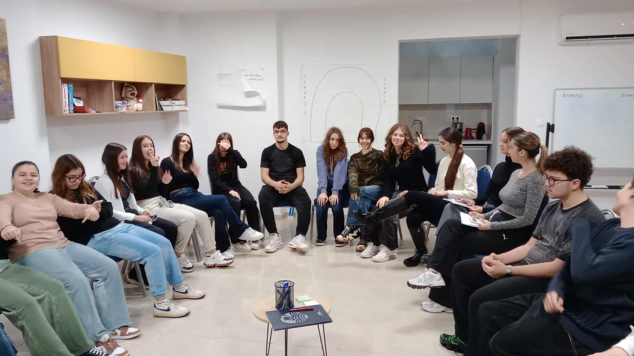 Ενδυνάμωση της Μαθητικής Φωνής και Υποστήριξη της Μετάβασης στο Λύκειο